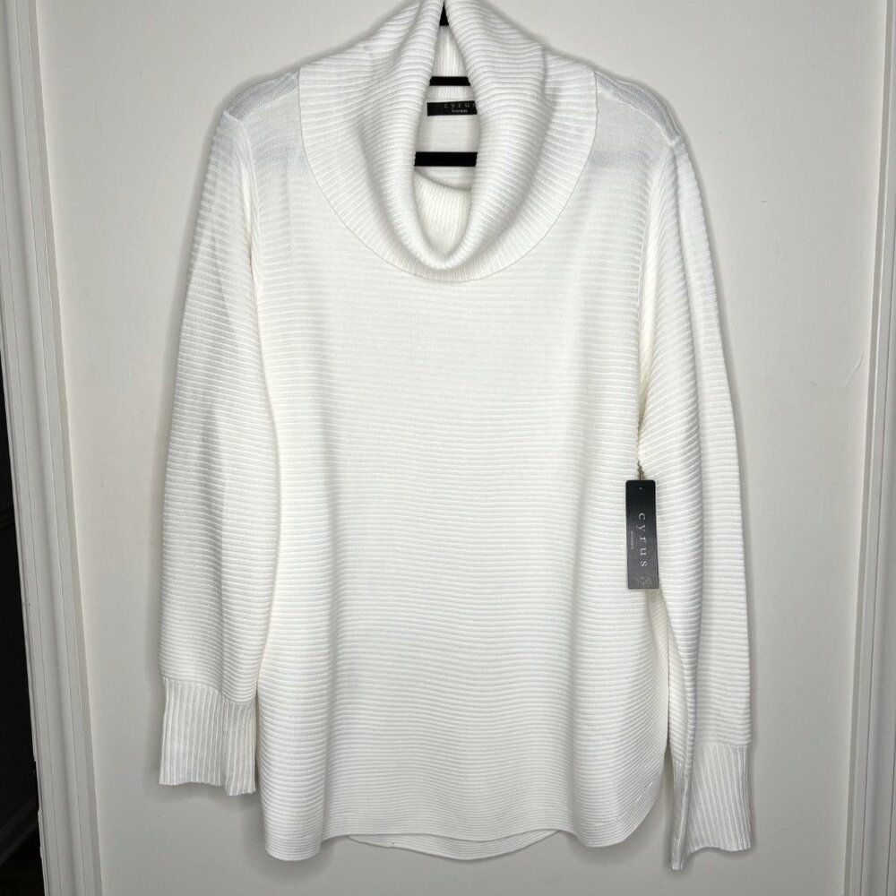 CYRUS WOMEN Turtleneck Sweater Bone White NWT 2X $28
